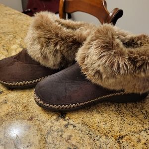Isotoner Microsuede Boot Slippers